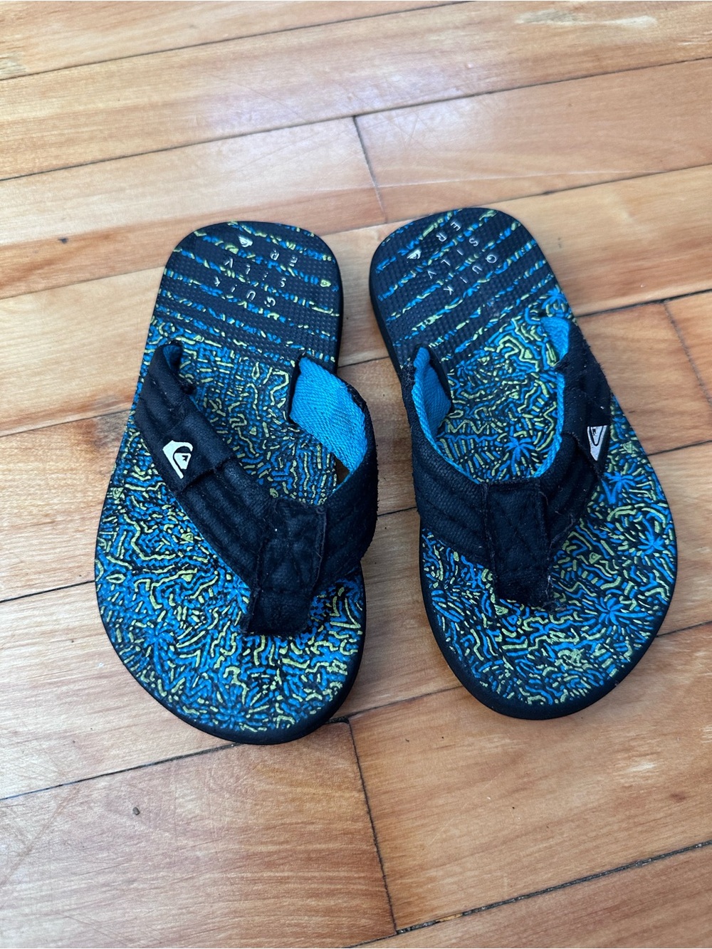 Quiksilver Kids Black & Blue Patterned Sandal Flip Flops